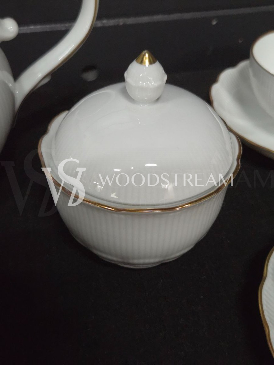 Сервиз чайный/кофейный на 8 персон Kaiser