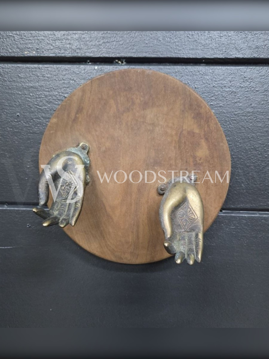 Вешалка настенная винтажная с крючками в форме ладоней