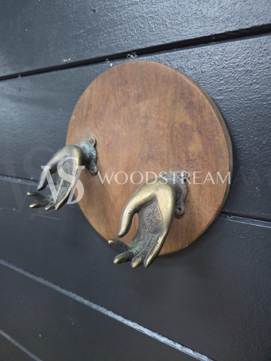 Вешалка настенная винтажная с крючками в форме ладоней