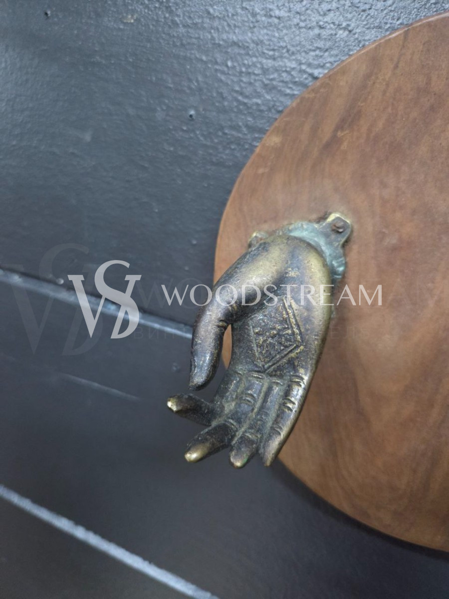 Вешалка настенная винтажная с крючками в форме ладоней