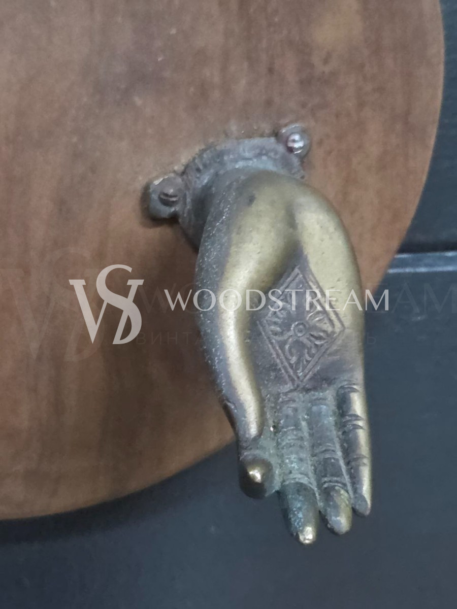 Вешалка настенная винтажная с крючками в форме ладоней