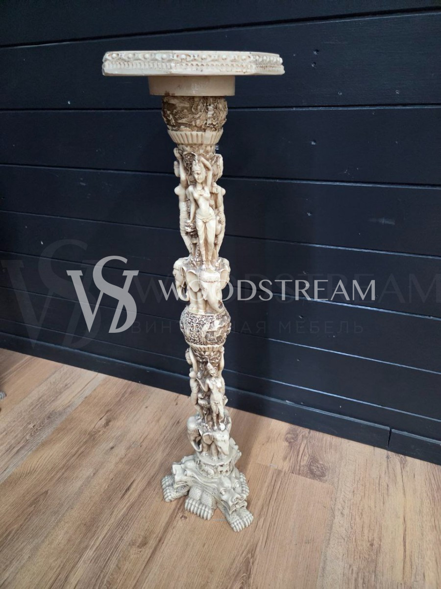 Постамент/подставка/колонна в восточном стиле