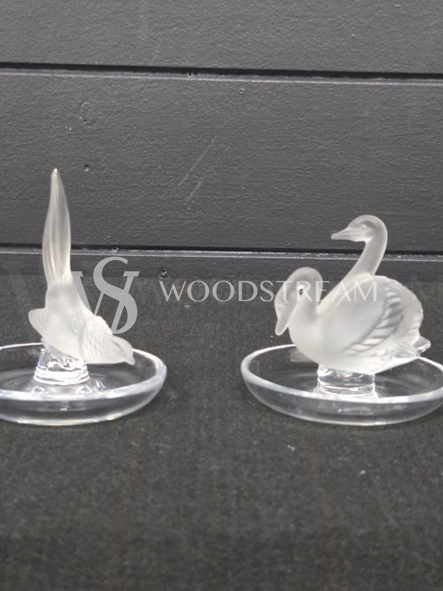 Фигура/Статуэтка на подставке 2 штуки Лебедь и Воробей