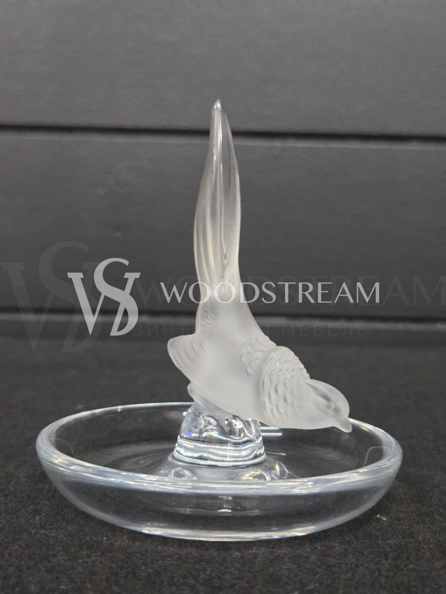 Фигура/Статуэтка на подставке 2 штуки Лебедь и Воробей