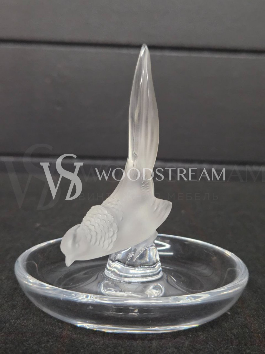 Фигура/Статуэтка на подставке 2 штуки Лебедь и Воробей