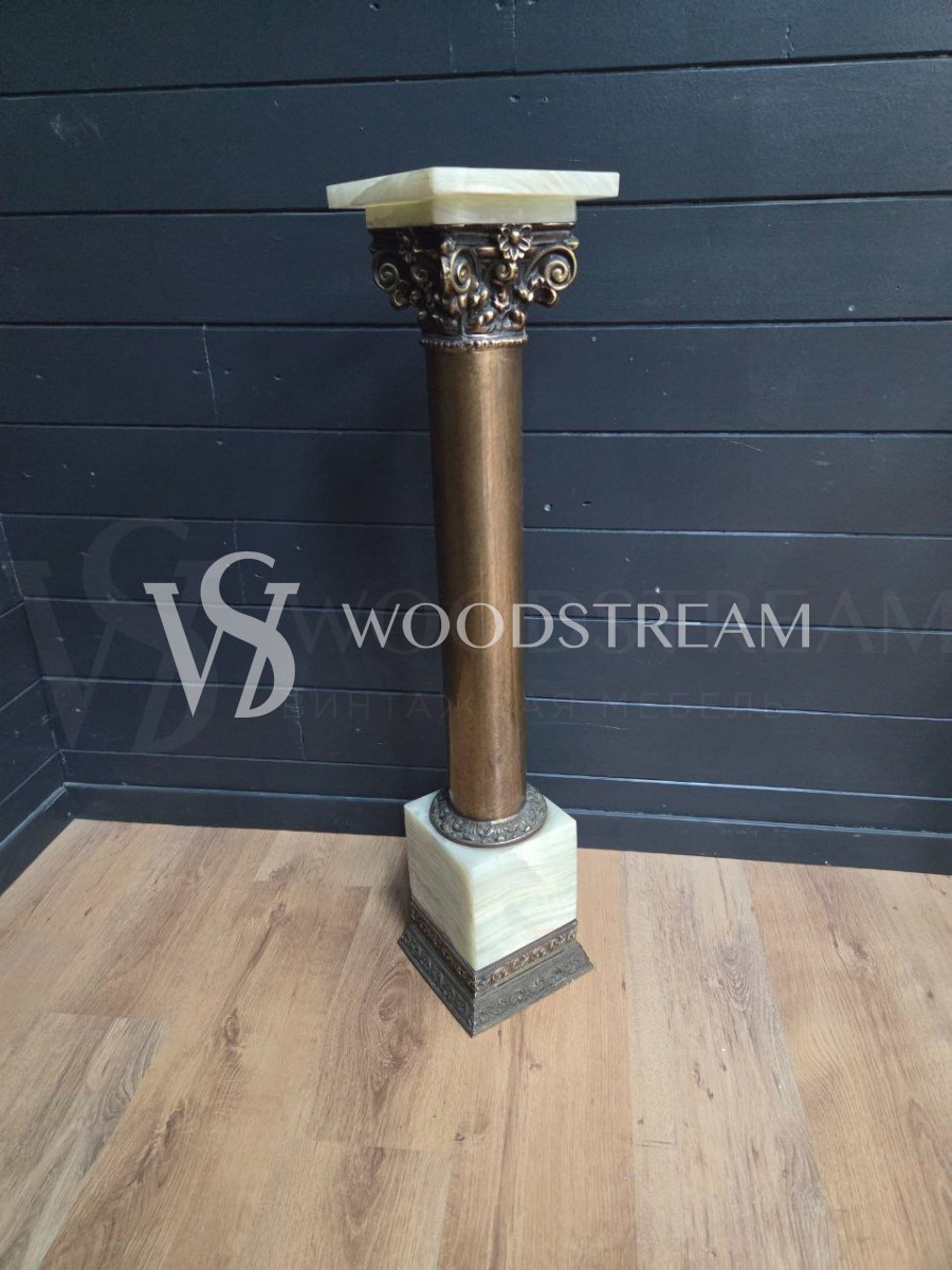 Постамент/Подставка в стиле ампир