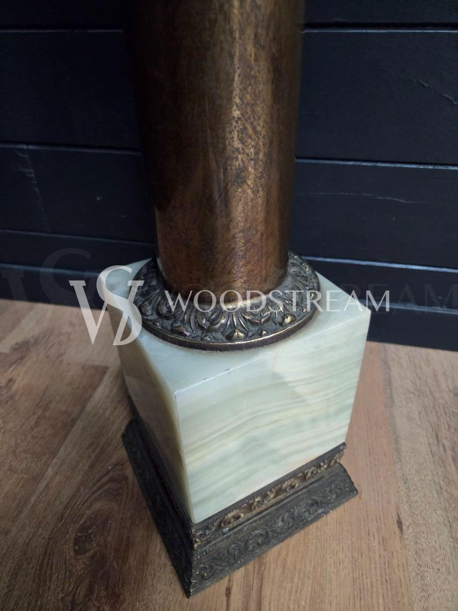 Постамент/Подставка в стиле ампир