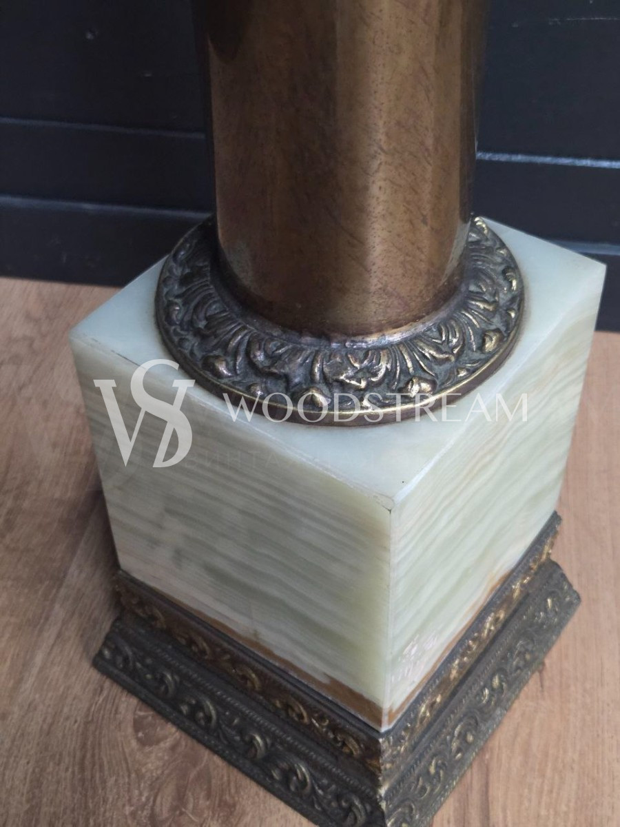 Постамент/Подставка в стиле ампир