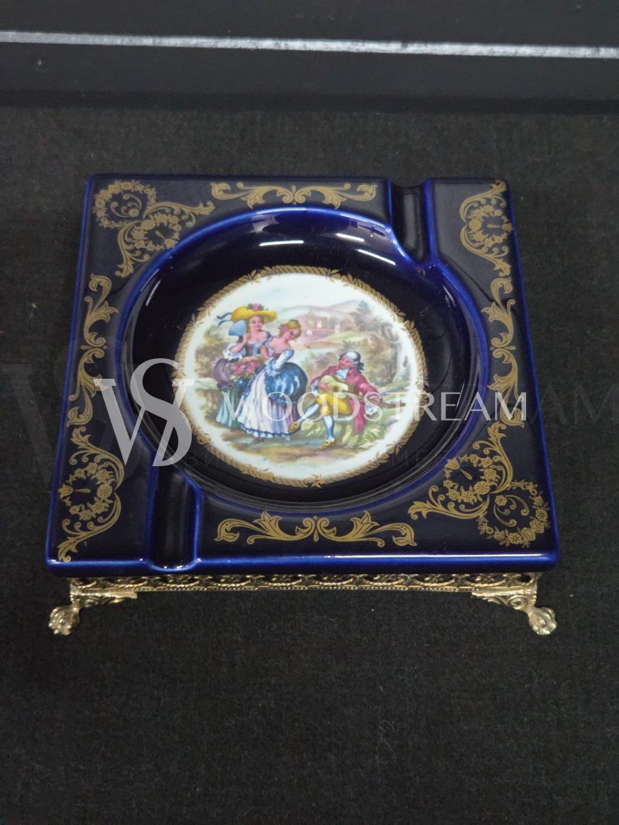 Пепельница в стиле Людовика XV