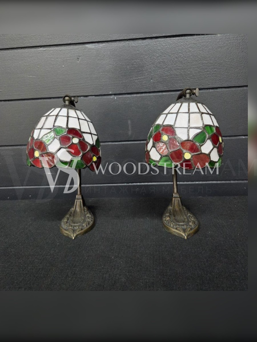 Лампа настольная в стиле Тиффани 2 штуки