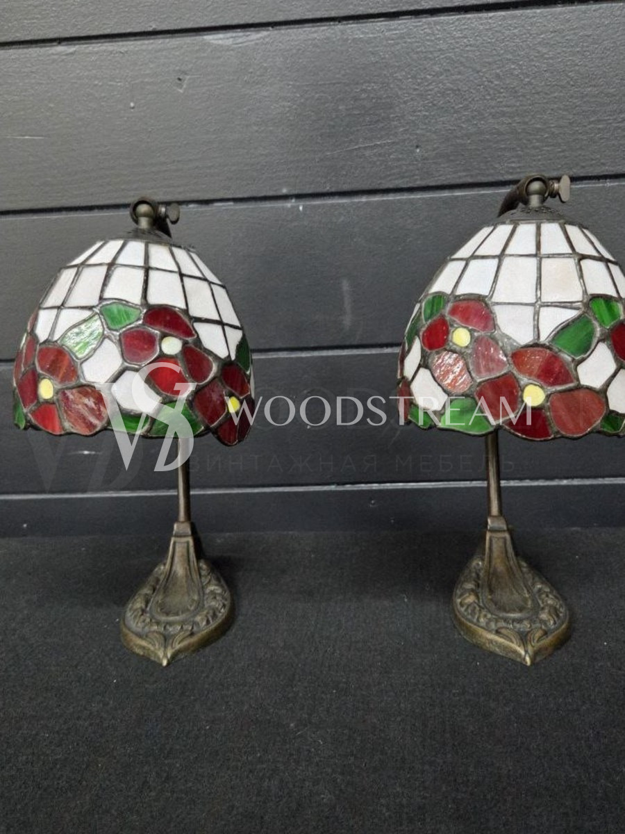 Лампа настольная в стиле Тиффани 2 штуки