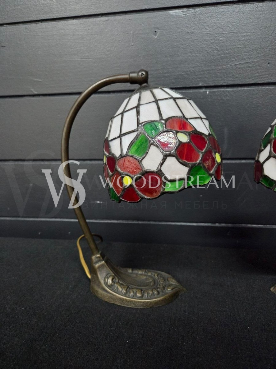 Лампа настольная в стиле Тиффани 2 штуки