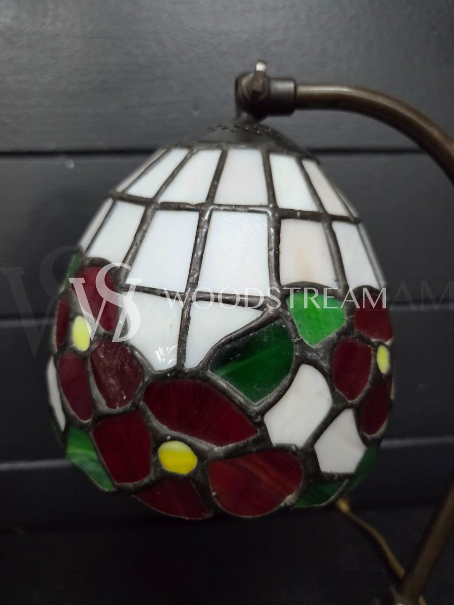 Лампа настольная в стиле Тиффани 2 штуки