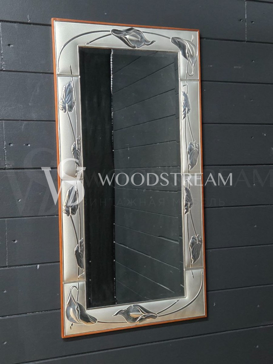 Зеркало настенное винтажное