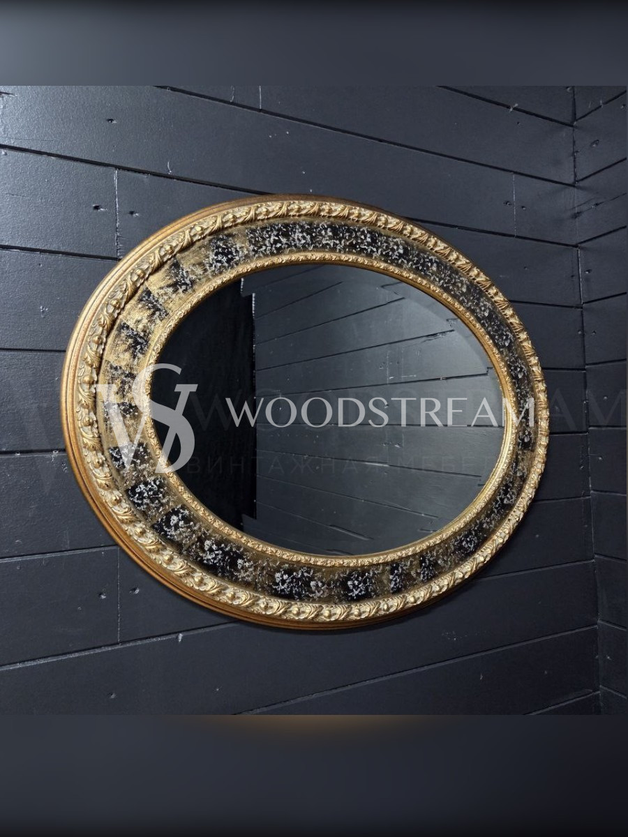 Зеркало настенное в стиле барокко