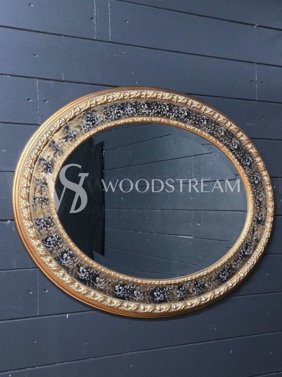 Зеркало настенное в стиле барокко