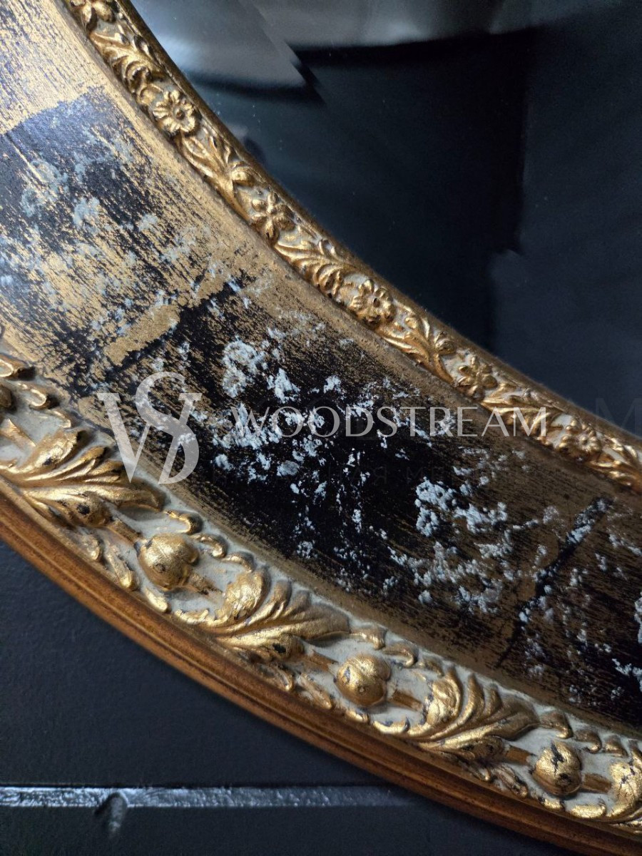 Зеркало настенное в стиле барокко