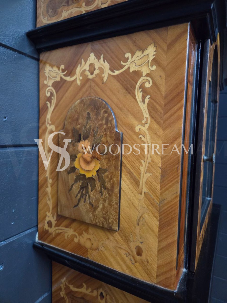 Часы напольные винтажные