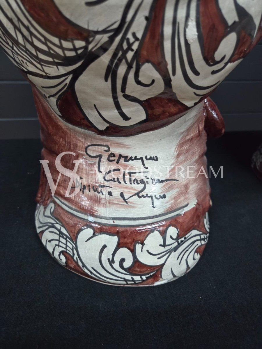 Ваза/Вазон/Кашпо/Декоративный элемент 2 штуки