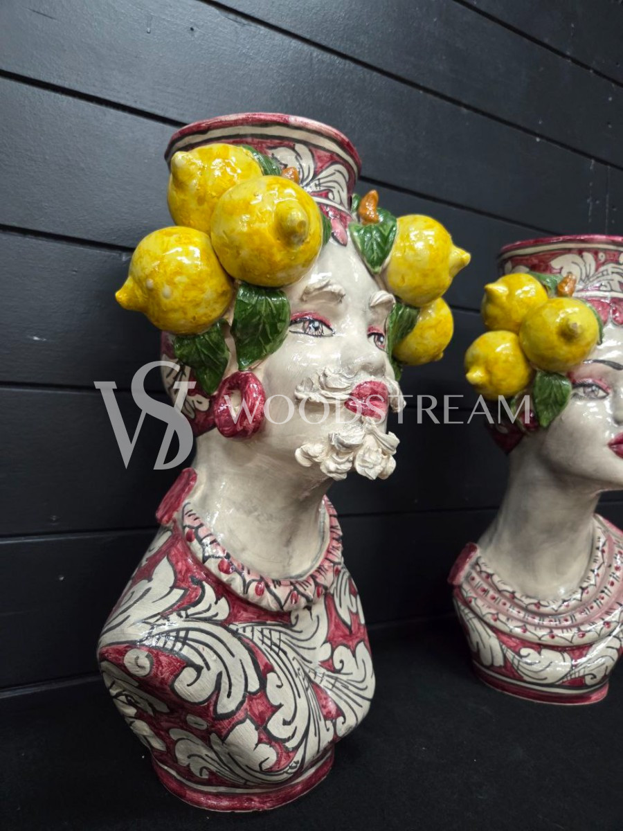 Ваза/Вазон/Кашпо/Декоративный элемент 2 штуки