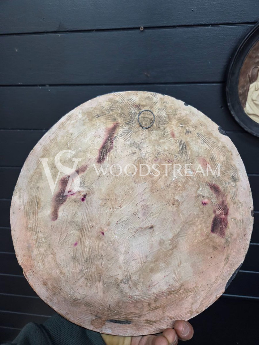 Тарелка декоративная/Барельеф с галантной сценой 2 штуки