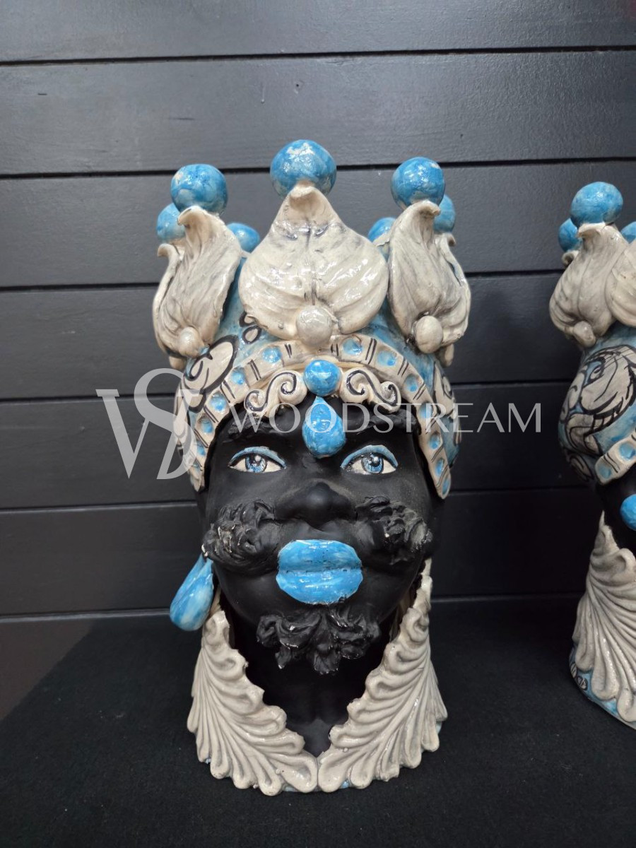 Ваза/Вазон/Кашпо/Декоративный элемент 2 штуки