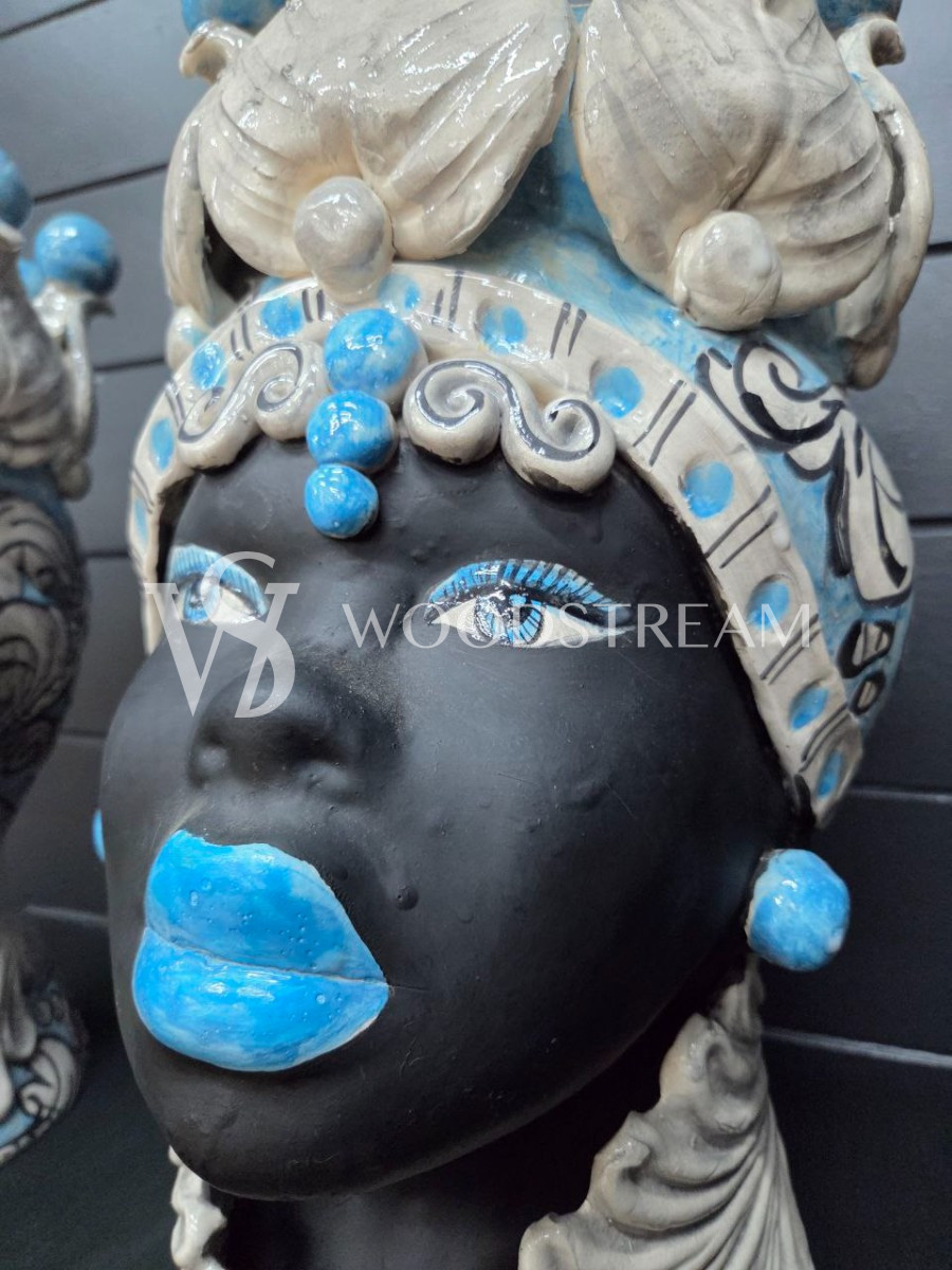 Ваза/Вазон/Кашпо/Декоративный элемент 2 штуки