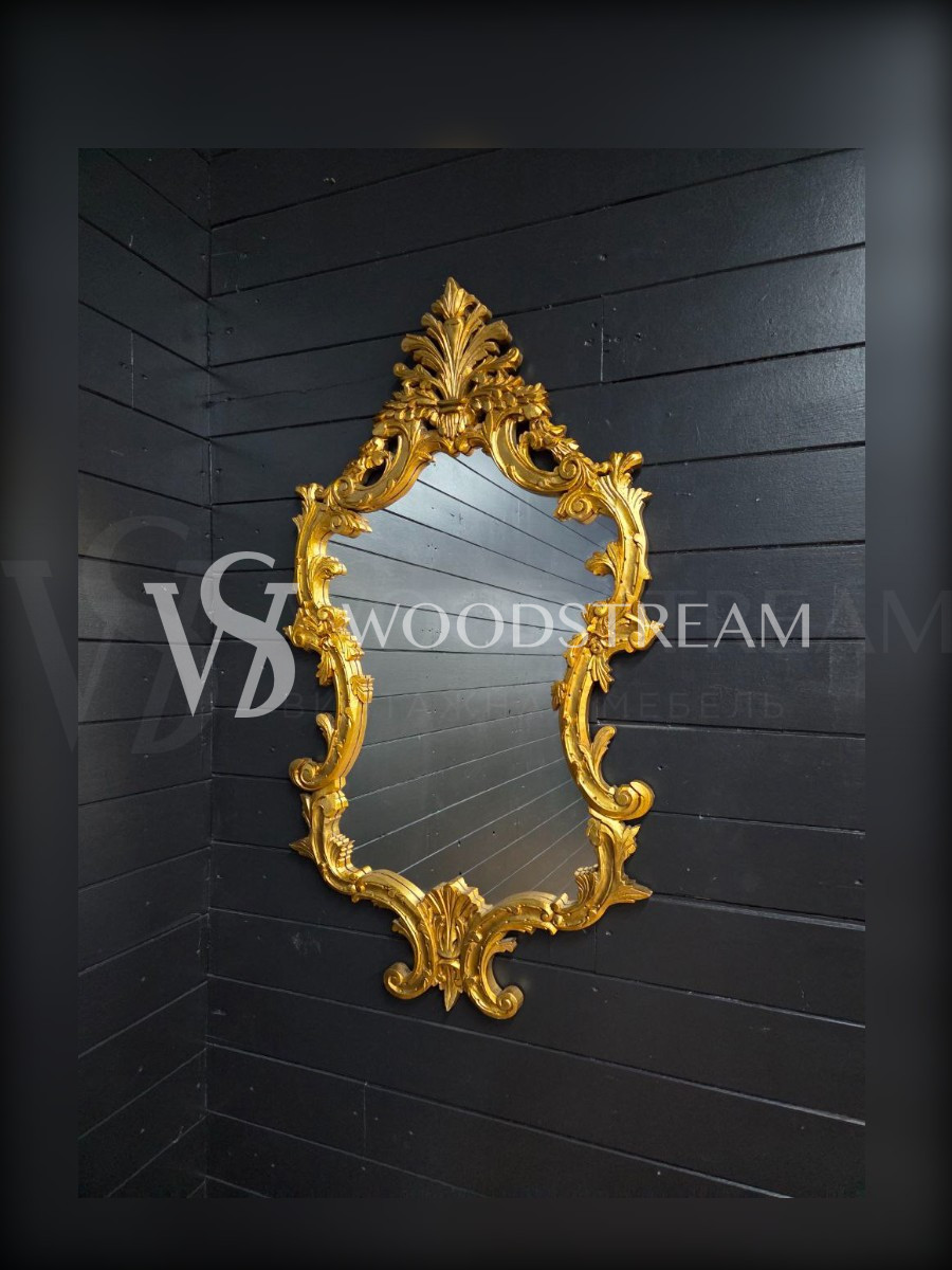 Зеркало настенное в стиле барокко