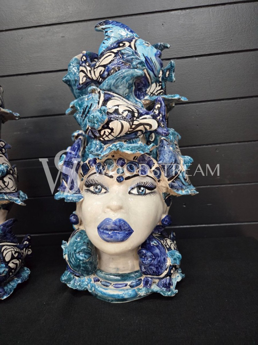 Ваза/Вазон/Кашпо/Декоративный элемент 2 штуки