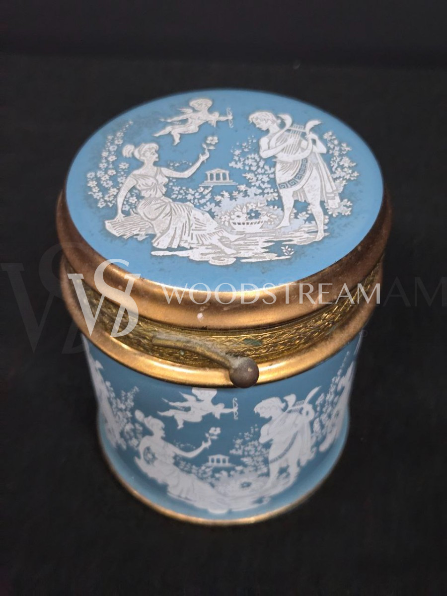 Ваза с крышкой/Шкатулка/Конфетница винтажная