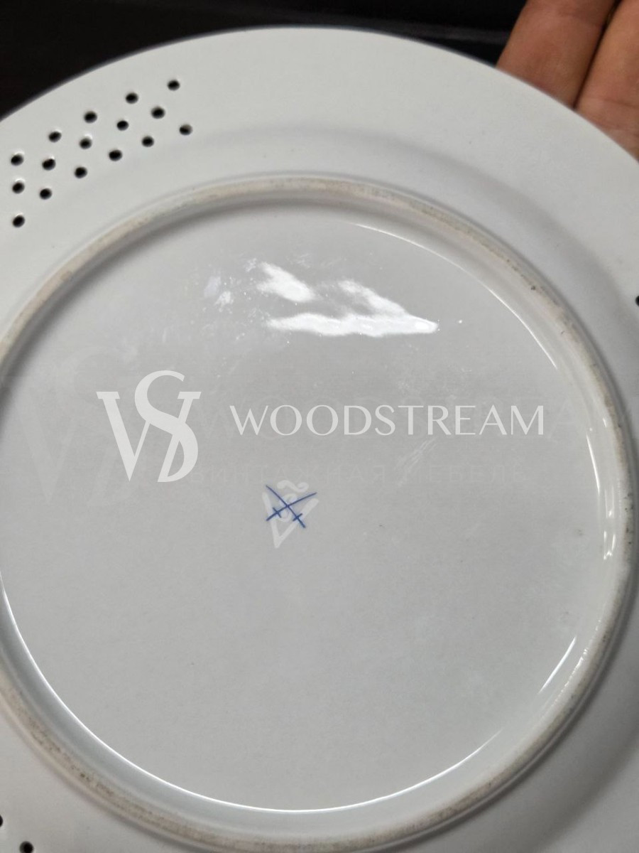 Тарелка декоративная в стиле Людовика XVI 2 штуки