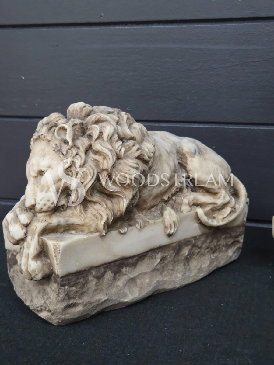 Статуэтка/Скульптура 2 штуки Спящий и пробуждающийся лев