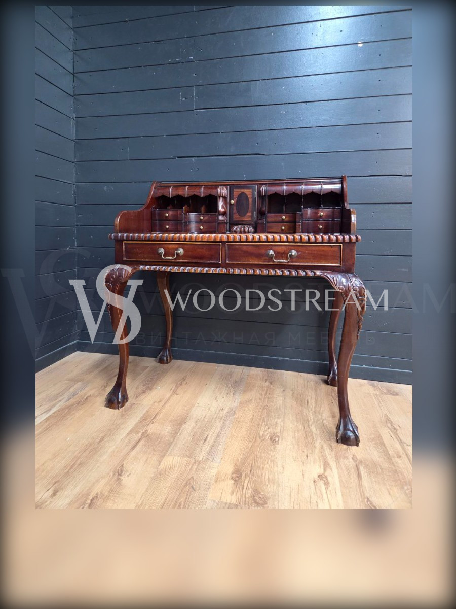 Бюро/Стол письменный в стиле Чиппендейл