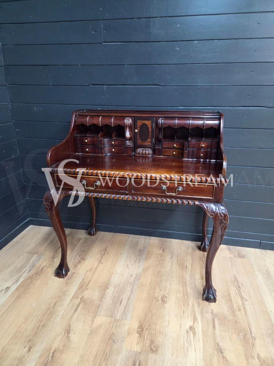 Бюро/Стол письменный в стиле Чиппендейл