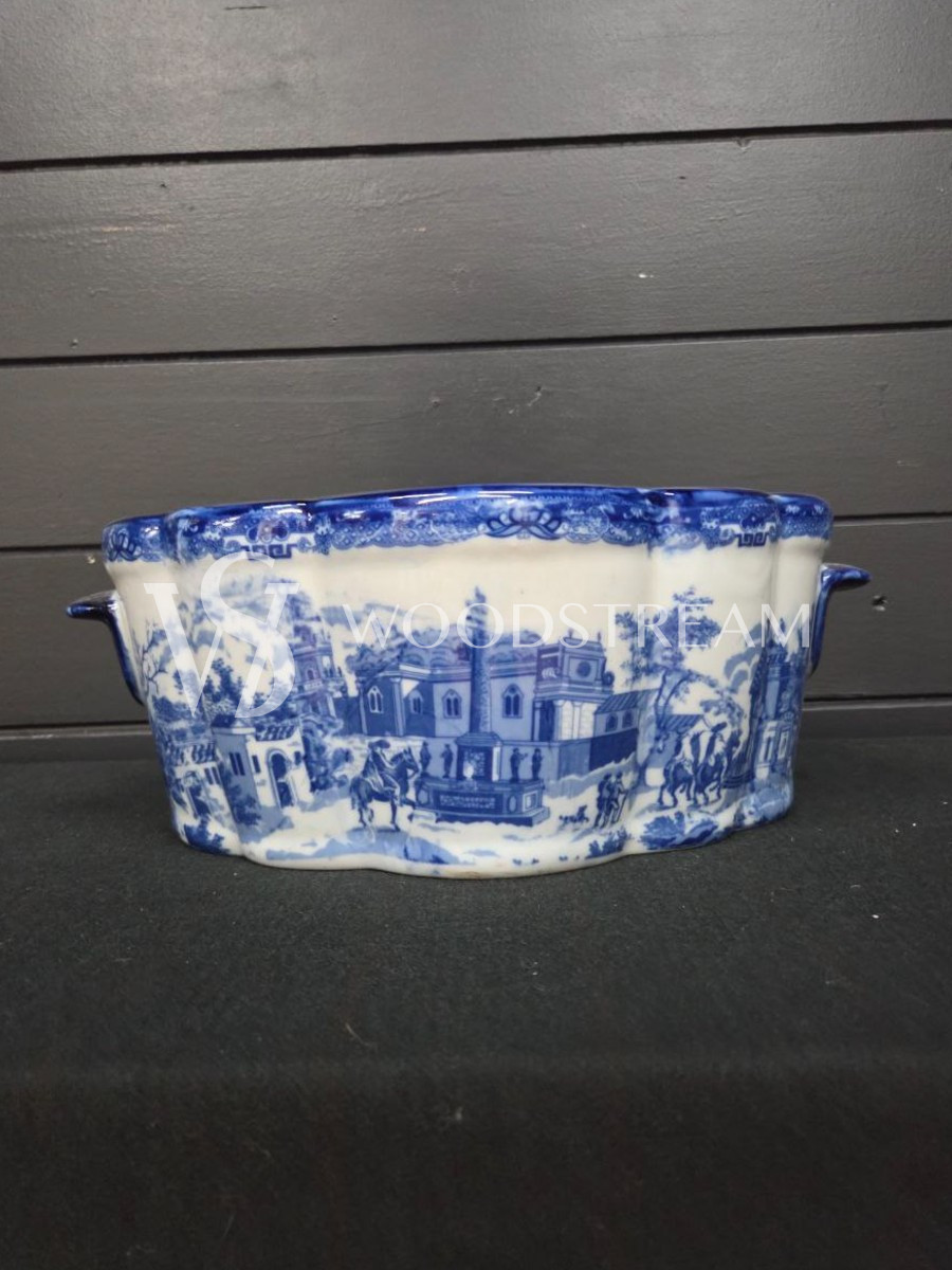 Ваза/Вазон/Кашпо в стиле Делф