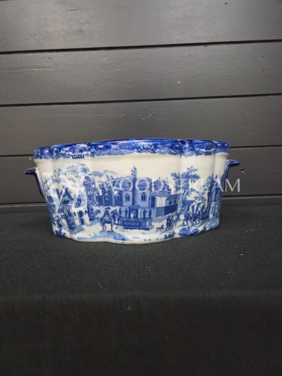 Ваза/Вазон/Кашпо в стиле Делф