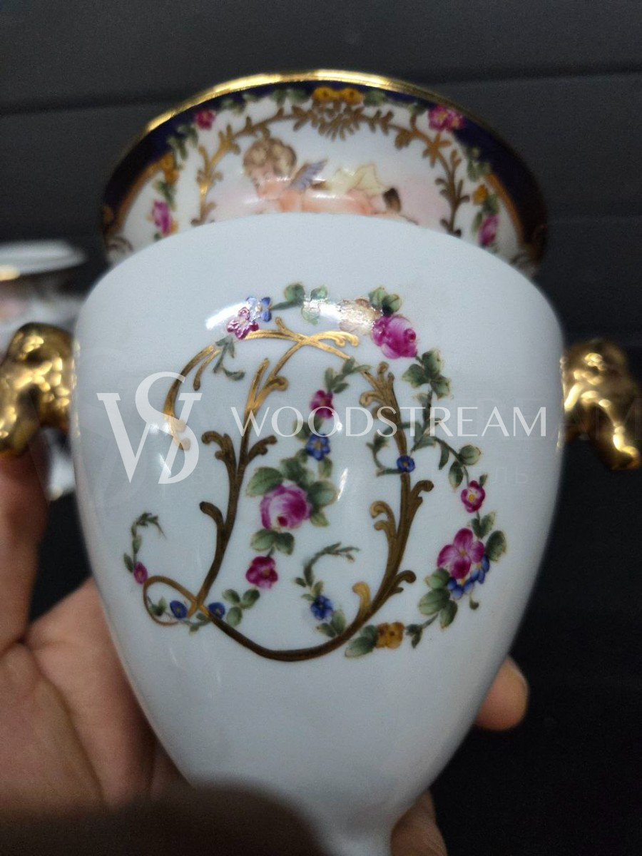 Ваза в стиле Людовика XV 2 штуки