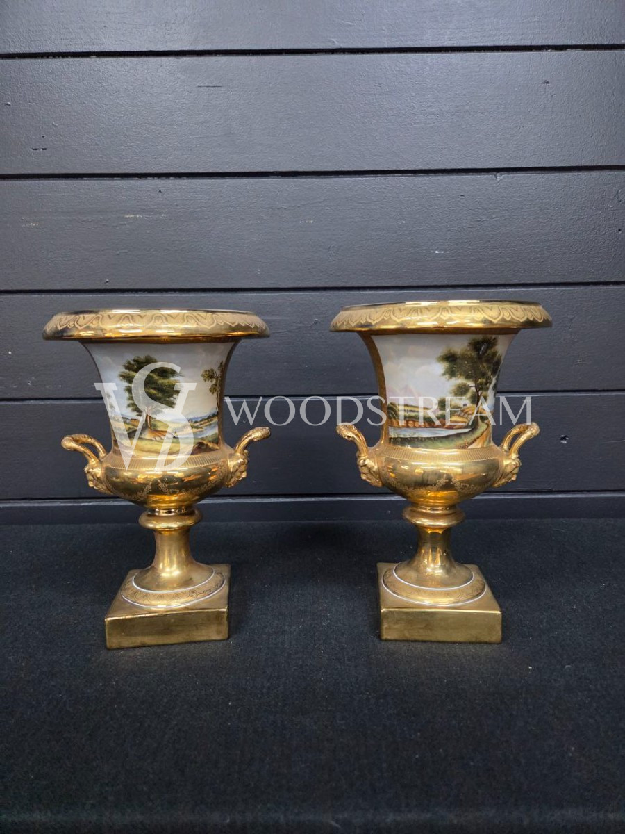 Ваза в стиле Людовика XVI 2 штуки