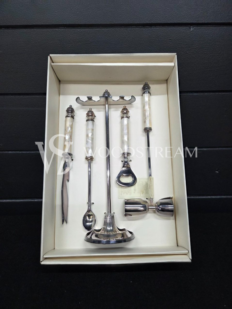 Набор столовых приборов в оригинальной упаковке