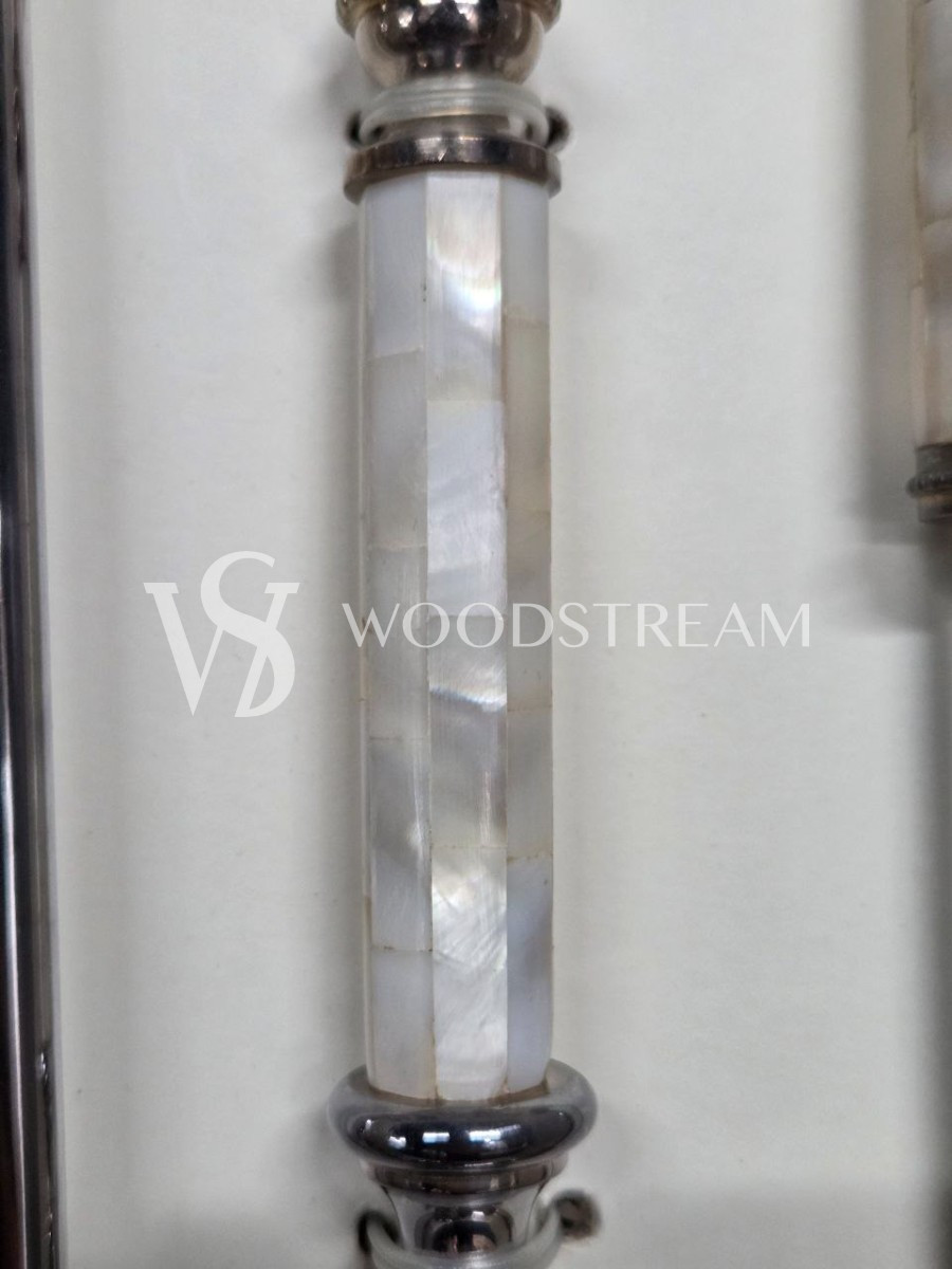 Набор столовых приборов в оригинальной упаковке