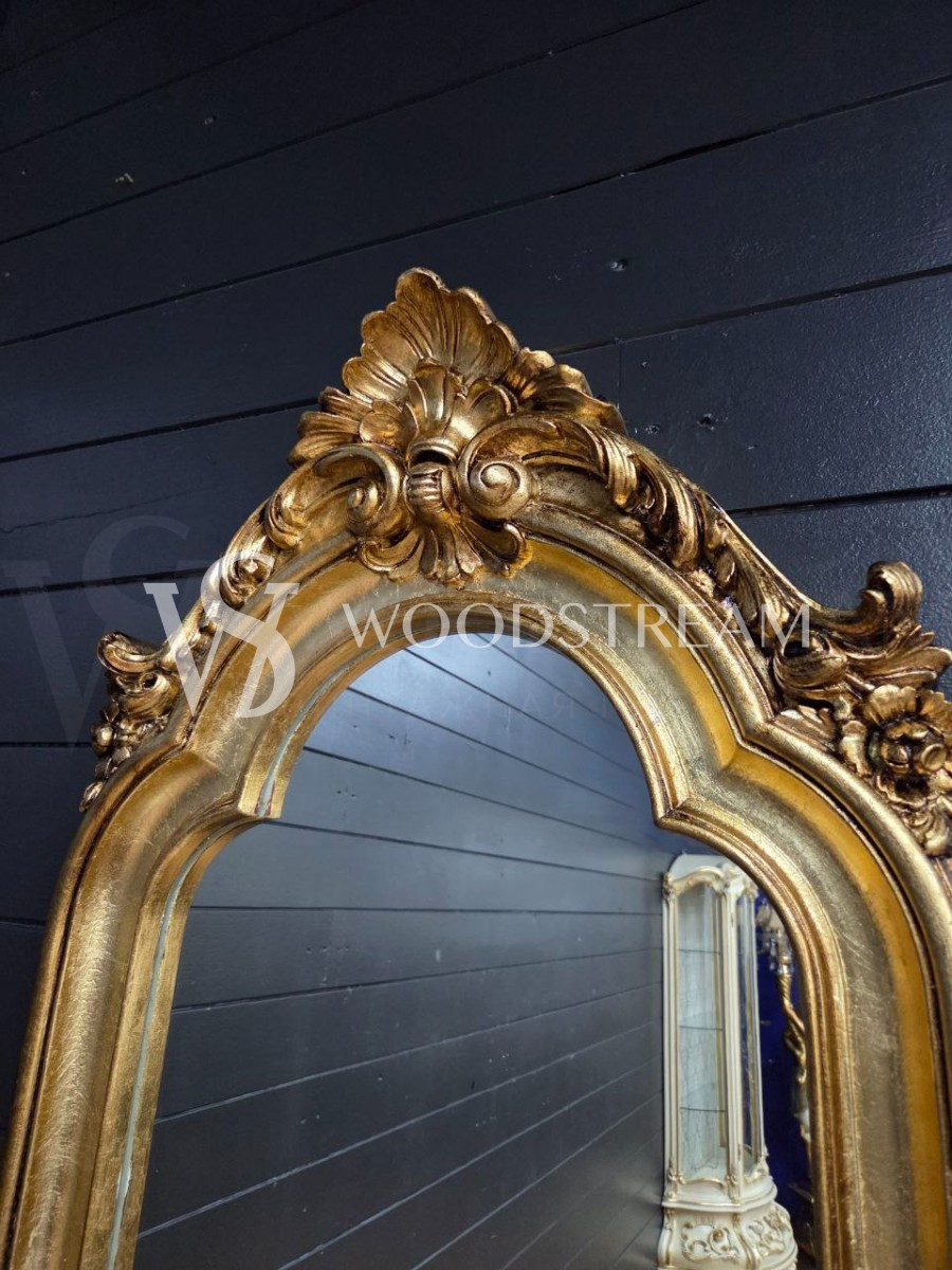 Консоль и зеркало в стиле барокко с путти