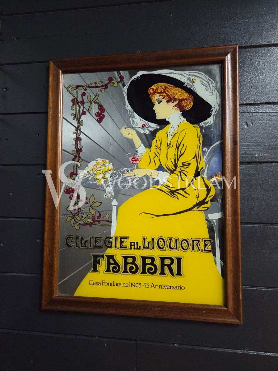 Картина зеркальная/Зеркало настенное с рисунком Девушка