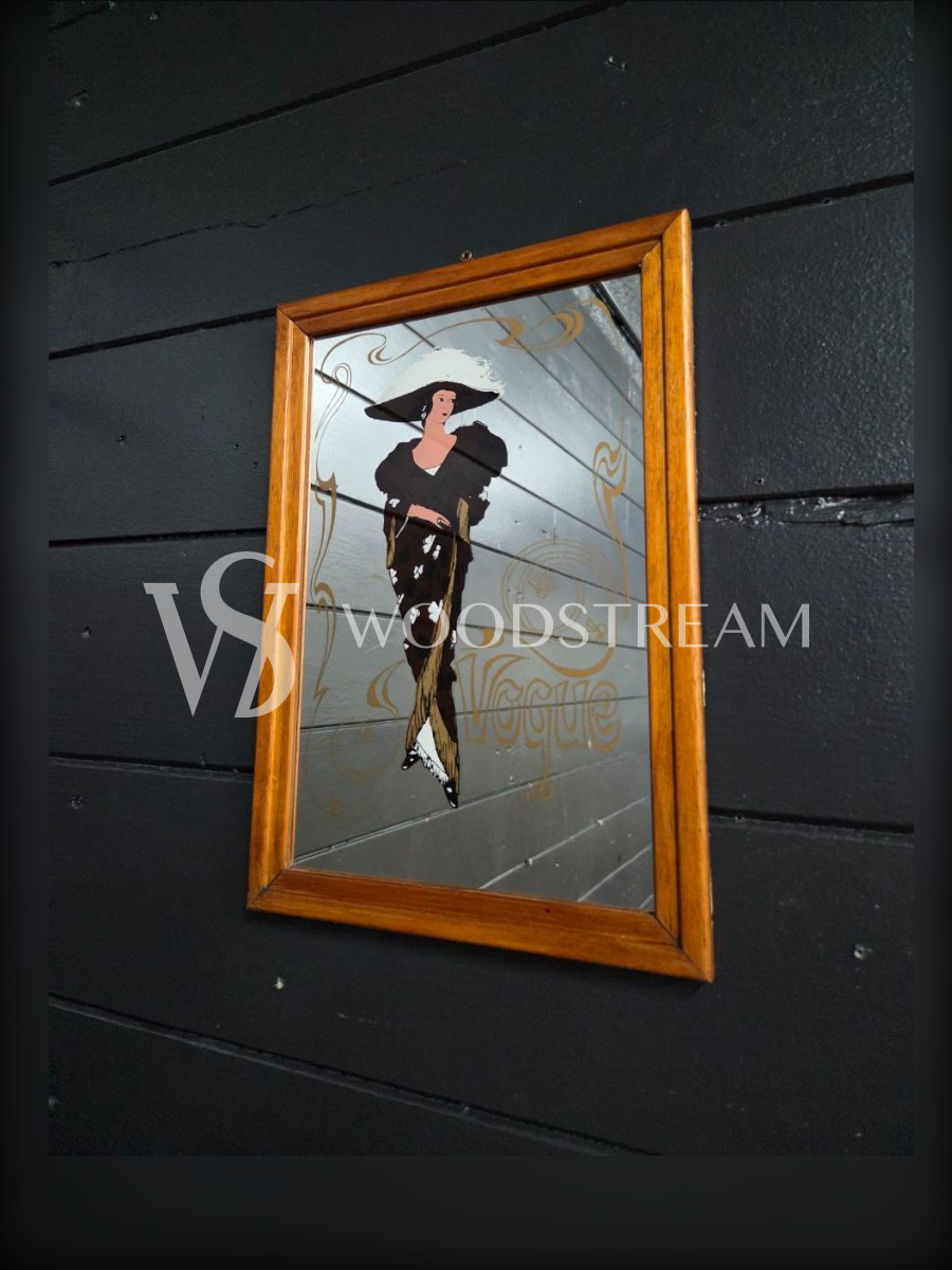 Картина зеркальная/Зеркало настенное с рисунком Девушка