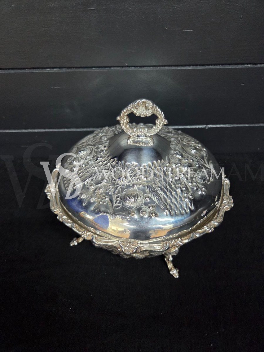 Блюдо с крышкой винтажное