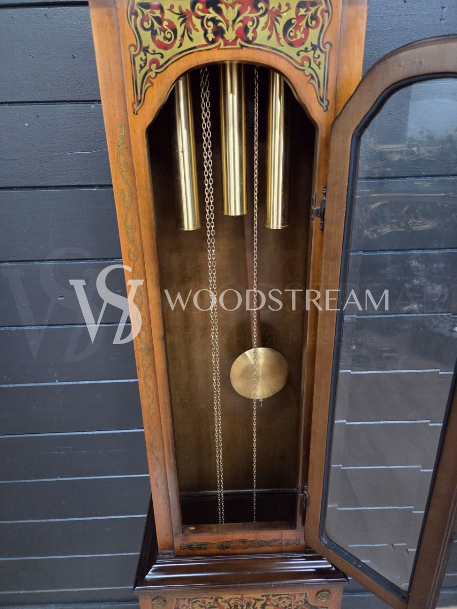 Часы напольные в стиле Буль