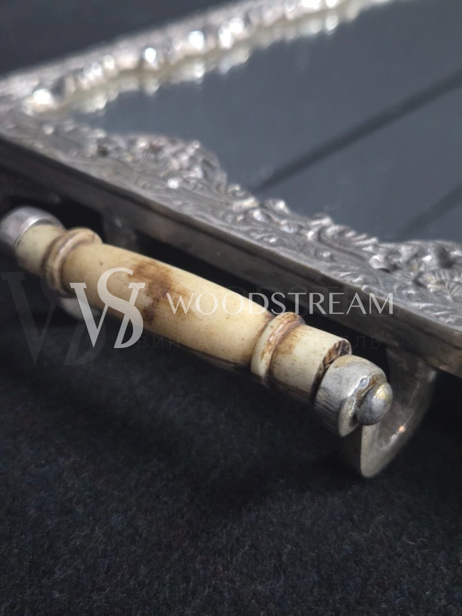 Поднос зеркальный винтажный