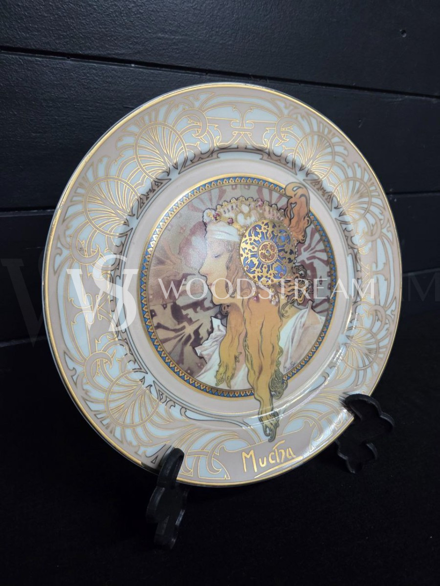 Тарелка декоративная винтажная