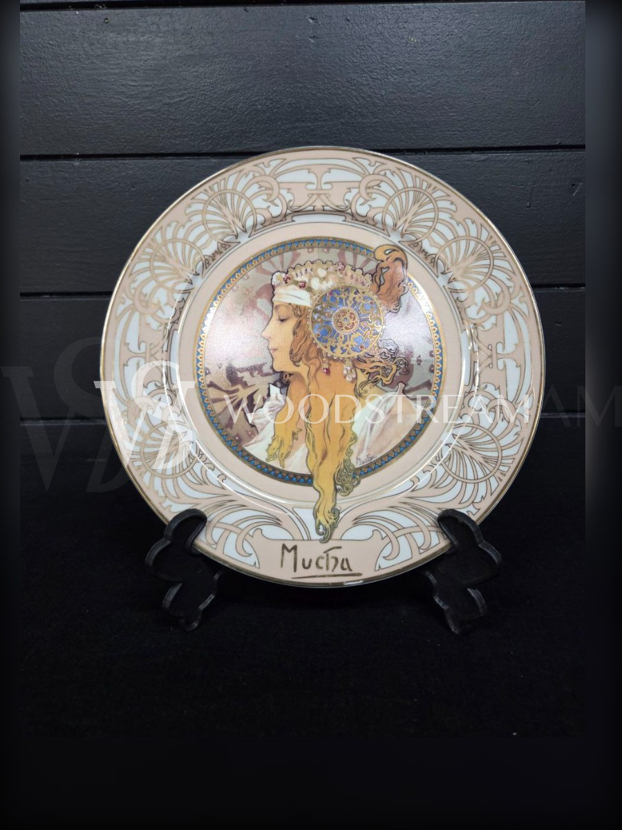 Тарелка декоративная винтажная