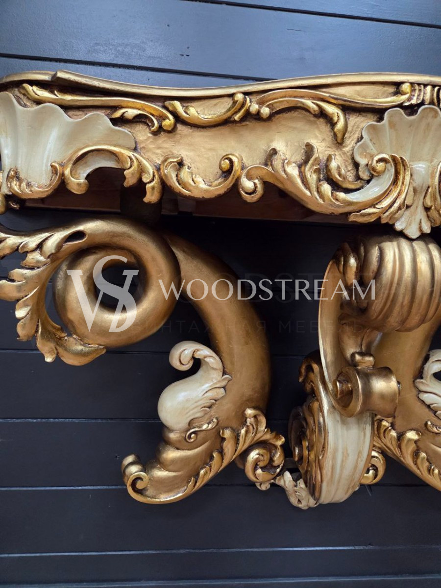 Консоль в стиле венецианского барокко