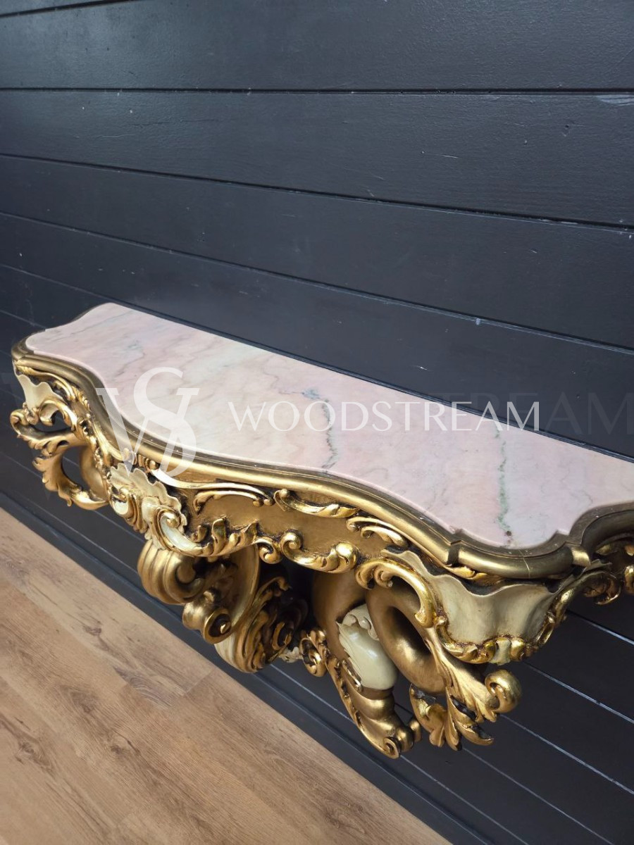 Консоль в стиле венецианского барокко